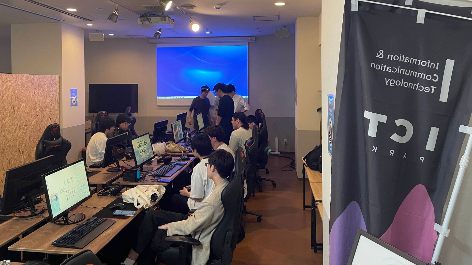 スマブラ大会の様子
